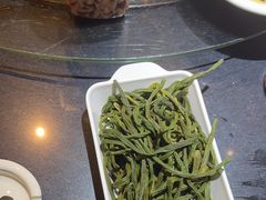-挂旗柴锅鸡(蚌山区嘉年华店)