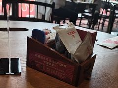 -琥珀老六龙虾(四里河店)