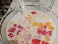 -烹然四季椰子鸡火锅(姚家园万象汇店)
