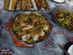 -老班长·小龙虾·鲜货烧烤大排档(金街美地店)
