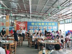 大堂-明记海鲜大排档(巽寮湾店)