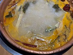 -洱火云南酸菜牛肉火锅(石景山当代商城店)