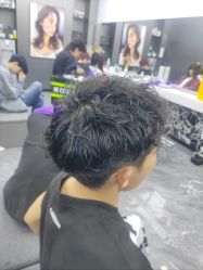 -米可造型烫发染发