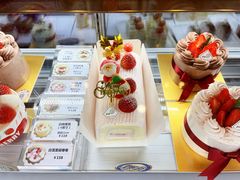 -花花卷卷·鲜食蛋糕(静安久光百货店)