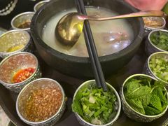 -浩海火燒雲傣家菜(芮欧百货店)