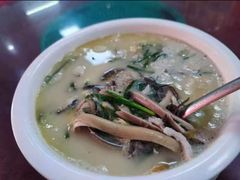 -雄仔农家菜馆·特色葱油鸡(六祖店)