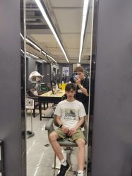 -藤野造型烫发染发