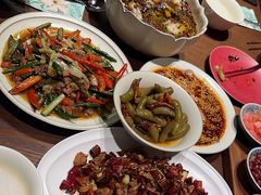 -肆海小川菜酒馆Wine Bistro (青年路店)