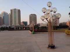 -人民广场