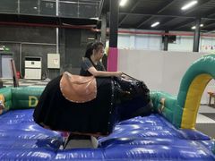 -嘿哟动霸CHUA·新潮玩运动娱乐中心·蹦床滑冰团建乐园