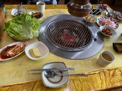 -牛信亭韩国料理·炭火烤肉(紫藤路店)
