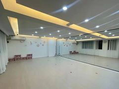 -芳菲舞蹈(杨莲路店)