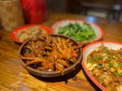 烧大鸡脚-老三样·美食研究中心(世贸路店)
