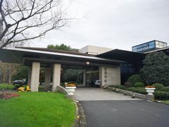 -上海怡沁园度假酒店