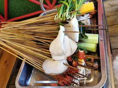 -钢管厂五区小郡肝串串香(蜀都万达店)