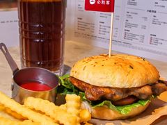 -必胜客(东大桥店)