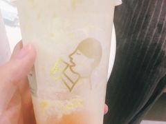 -喜茶(杭州滨江宝龙店)