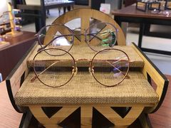 -肆兮眼镜·蔡司·徕卡战略合作店(大坪店)