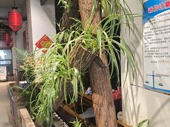 -唐师傅湘西名菜馆(武陵路店)