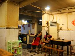 大堂-邓莽子老火锅(中兴路总店)