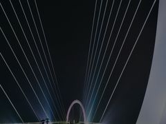 -南京眼步行桥