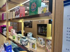 -霸王茶姬(南强街店)