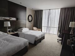 -青岛海尔洲际酒店