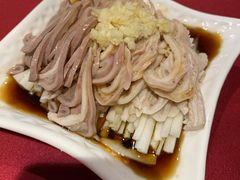 蒜泥白菜拌肚丝-老吉士酒家(天平路店)