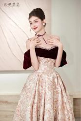 -欣薇婚纱(新源乐汇城店)