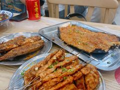 -江城燕子大排档(江汉路步行街店)