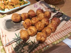 吊炉墨鱼丸子-民窑私烤土窑坑烤大公鸡