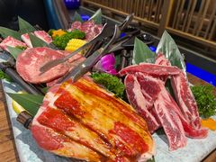 -明洞阿姨·韩式酱蟹烤肉·创意料理(三元桥店)