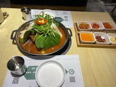 辣白菜脊骨火锅-韩香福脊骨汤锅(上杭路店)