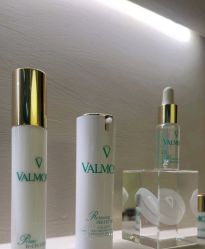 -VALMONT·若嫚蝶国际美肤中心