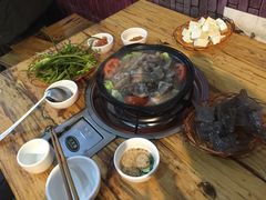 -阿婆情腊排骨火锅(金虹路店)