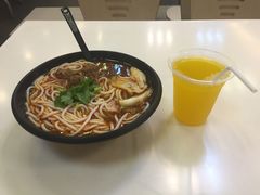 -鑫花溪牛肉米粉(凤凰街创始总店)