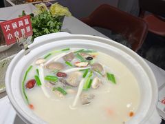 招牌羊肉锅-金陵暴走小龙虾(南京总店)