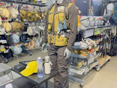 -迪卡侬(大英山店)