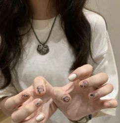 -斯馨·健康美甲美睫