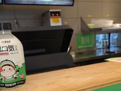 -蒙自源米线大王(东站店)