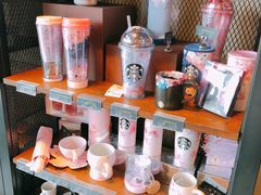 -星巴克臻选(盐城金鹰聚龙湖店)