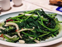 酸笋干椒炒红薯叶-桂小厨广西菜(水晶城店)