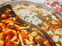 -德林酸菜鱼火锅(南丹店)