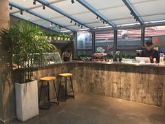 -HIGH FIVE哈福手工汉堡(桂林路店)