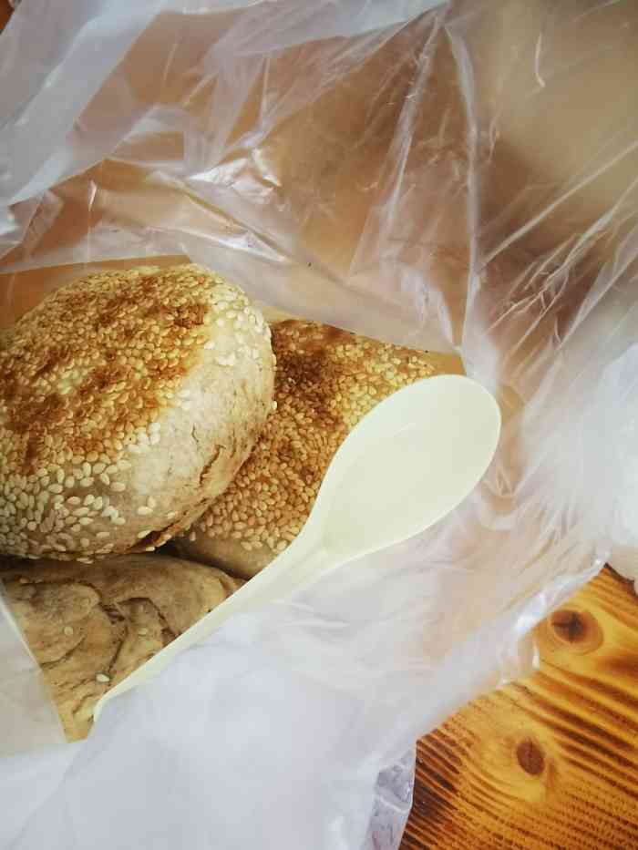 李小老烧饼(常营民族家园店)-"心心念念的烧饼和羊杂汤,这个周末的