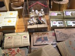 -猫的天空之城概念书店(苏州诚品店)