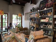 -猫的天空之城概念书店(苏州诚品店)