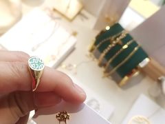 -LADY FAFA(巨鹿路陕西南路路口店)