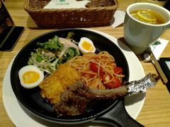 羊排茄汁意面套餐-LO CALCOW卡路力轻食主义餐厅(陆家嘴店)