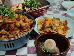 -川流不息·地道川菜·小龙虾(新松江路店)